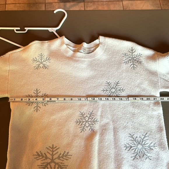 LOFT Snowflake White and Silver Sweater Size LP - Picture 5 of 6